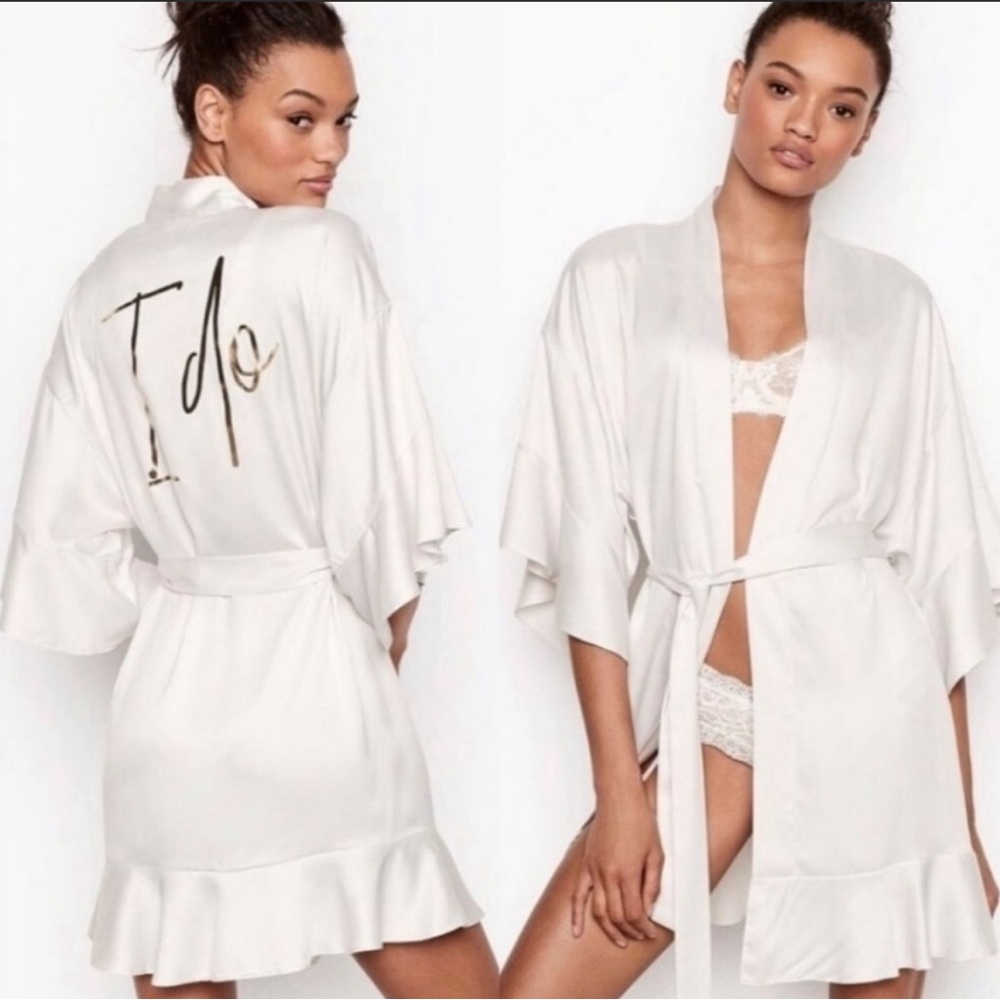 VS Bridal robe, satin robe, size M/L
